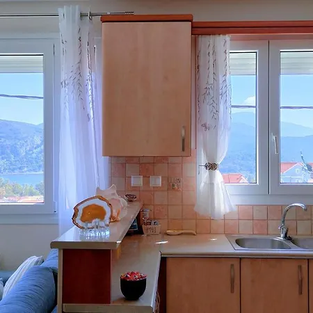 Blue Lagoon Luxury A2 أرغوستولي